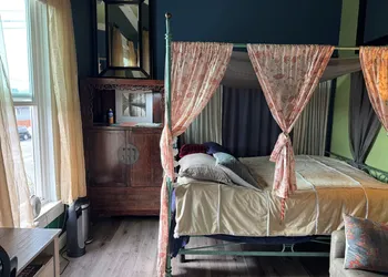 Dream catcher hotel thumbnail 6