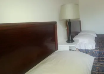 Country Squire Motor Inn hotel thumbnail 4