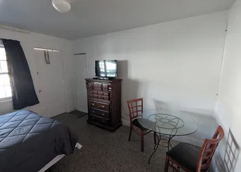 Ocean Mist Motel hotel thumbnail 6