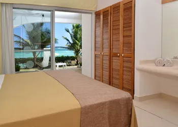 Las Villas Akumal hotel thumbnail 4