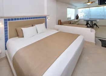 Las Villas Akumal hotel thumbnail 7