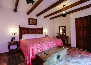 El Mesón del Quijote hotel thumbnail 6