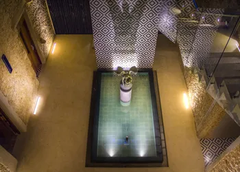 Diez Diez Collection hotel thumbnail 2