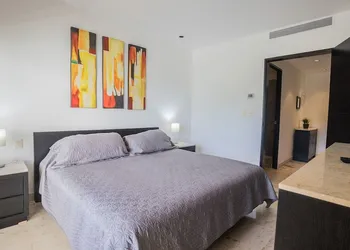 Elements 220 2 Bedroom Condo by RedAwning hotel thumbnail 8