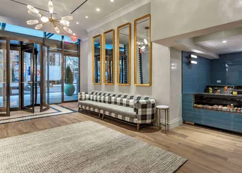 The Draper New York, Tapestry Collection by Hilton hotel thumbnail 2