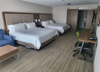 Holiday Inn Express & Suites Canon City by IHG hotel thumbnail 4
