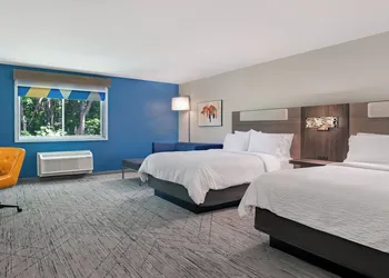 Holiday Inn Express & Suites Pittsfield-Lenox-Berkshires by IHG hotel thumbnail 6
