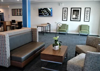 Holiday Inn Express & Suites Edmonton SW - Windermere by IHG hotel thumbnail 2