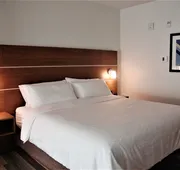 Holiday Inn Express & Suites Edmonton SW - Windermere by IHG hotel detail image 7