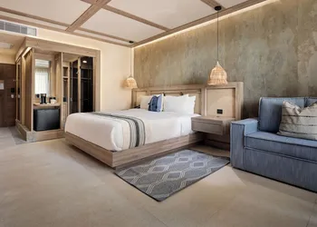 Hotel Indigo Playa Del Carmen by IHG hotel thumbnail 6