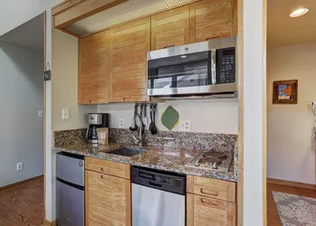 2759 Slopeside 1 Bedroom Condo by RedAwning hotel thumbnail 7