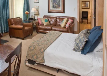 Two Bedroom at the Lodge At Vail by RedAwning hotel thumbnail 6
