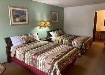 Hidden Lake Resort hotel thumbnail 3