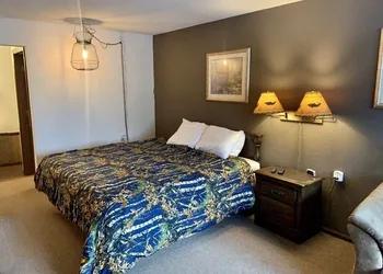 Hidden Lake Resort hotel thumbnail 4
