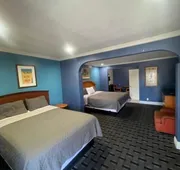 Sunset inn &Suites hotel detail image 3