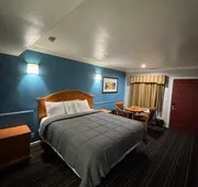 Sunset inn &Suites hotel detail image 5