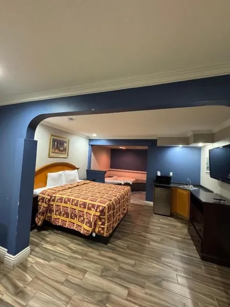 Sunset inn &Suites hotel detail image 6