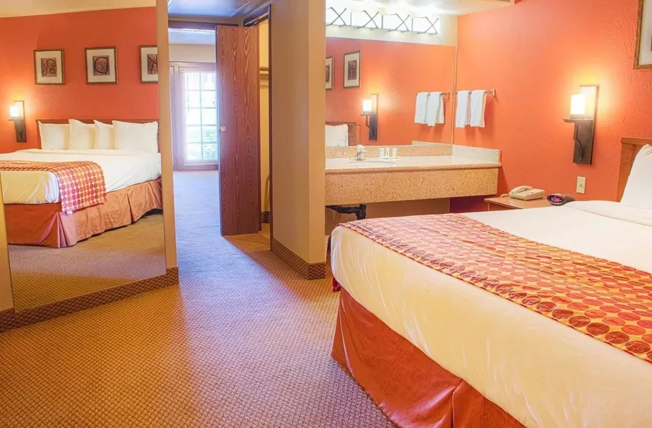 Mesa Golf Inn & Suites hotel detail image 2