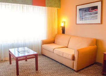 Mesa Golf Inn & Suites hotel thumbnail 3