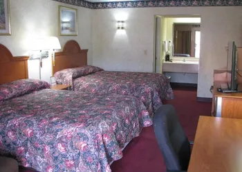 Royal Inn Motel hotel thumbnail 2