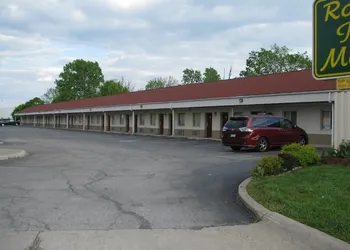 Royal Inn Motel hotel thumbnail 8