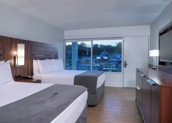 Crosswinds Rehoboth hotel thumbnail 3