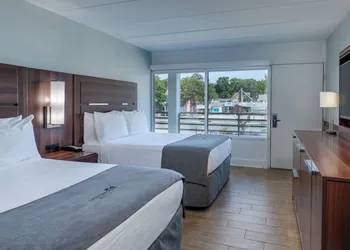 Crosswinds Rehoboth hotel thumbnail 4