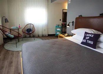 Moxy New Orleans Downtown French Quarter Area hotel thumbnail 6
