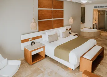 The Reef 28 Hotel & Spa - Luxury Adults Only - All Suites hotel thumbnail 8