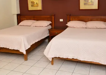 Hotel Baeza hotel thumbnail 4