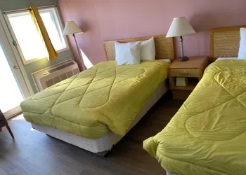 Caswell Resort Hotel hotel thumbnail 7