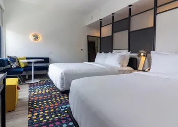 Aloft by Marriott St. Louis Cortex hotel thumbnail 6