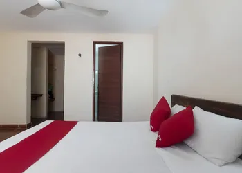 OYO Hotel Los Arcos hotel thumbnail 8