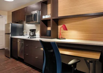 TownePlace Suites by Marriott Fresno Clovis hotel thumbnail 6