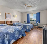 Luxury Inn hotel detail image 4