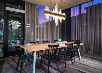 Aloft by Marriott Atlanta at The Battery Atlanta hotel thumbnail 2