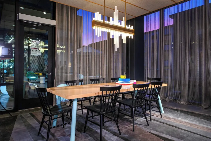 Aloft by Marriott Atlanta at The Battery Atlanta hotel detail image 2