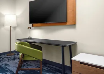 Fairfield Inn & Suites by Marriott Rocky Mount hotel thumbnail 7