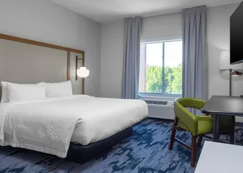 Fairfield Inn & Suites by Marriott Rocky Mount hotel thumbnail 8