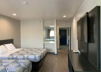 Motel 6 Bullhead City, AZ hotel thumbnail 3