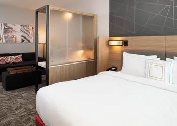 SpringHill Suites by Marriott Kansas City Northeast hotel thumbnail 7