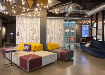 Aloft by Marriott Omaha Aksarben Village hotel thumbnail 2