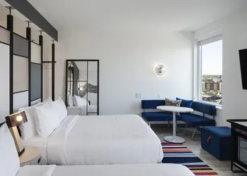 Aloft by Marriott Omaha Aksarben Village hotel thumbnail 6
