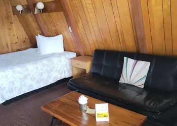 The Ranch Motel hotel thumbnail 7