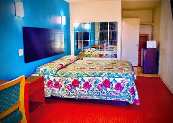 Embassy motel hotel thumbnail 4