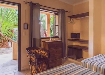 Hotel Barrio Latino hotel thumbnail 6
