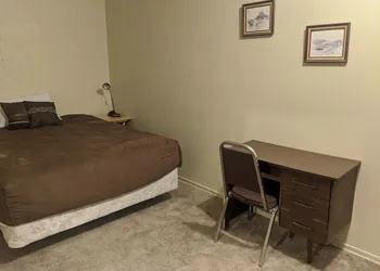 HI-WAY 4 Motel hotel thumbnail 3