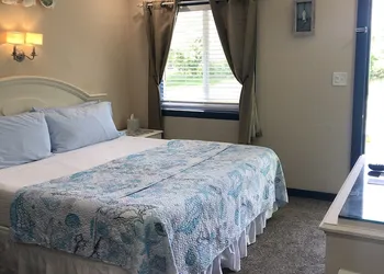 The Inn at Buzzards Bay hotel thumbnail 4