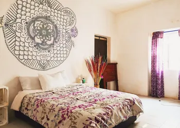 Casa del viajero hotel thumbnail 4