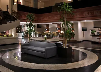 Krystal Monterrey hotel thumbnail 4